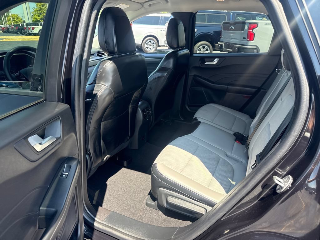 Used 2024 Ford Escape SE FWD image 24