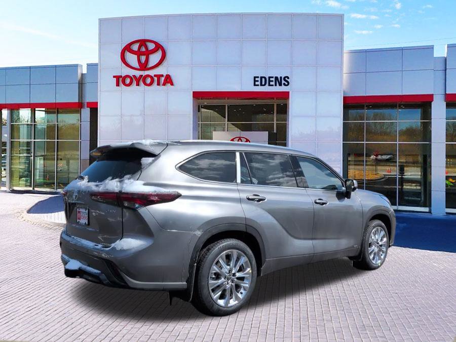 New 2026 Toyota Highlander Limited image 3