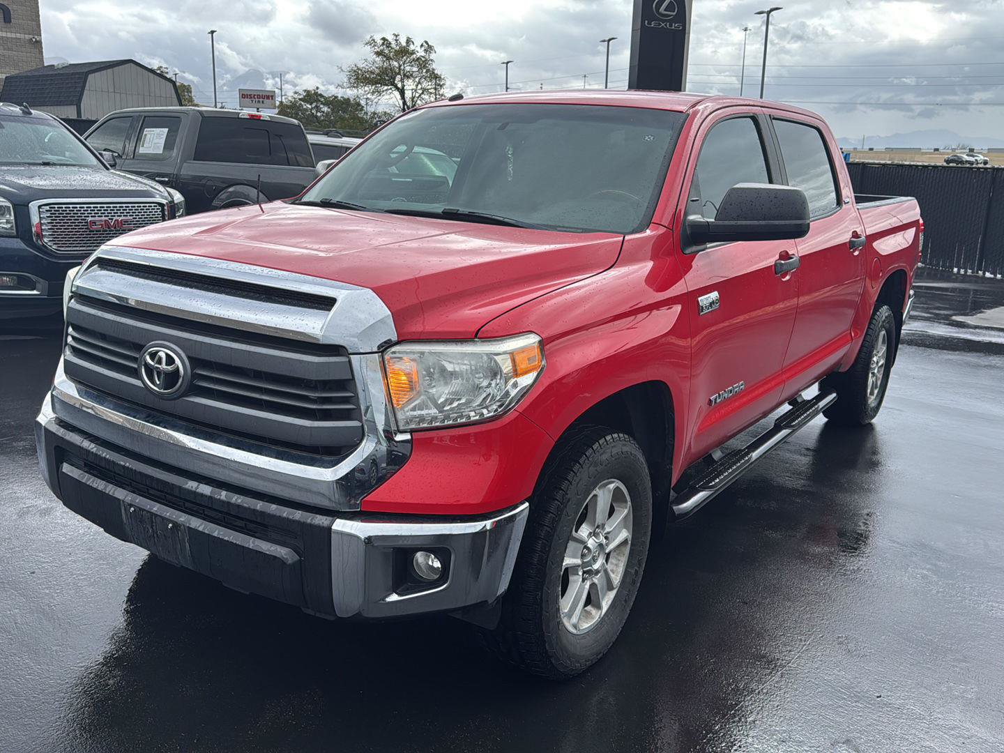 Used 2014 Toyota Tundra SR5 w/ SR5 Upgrade Package