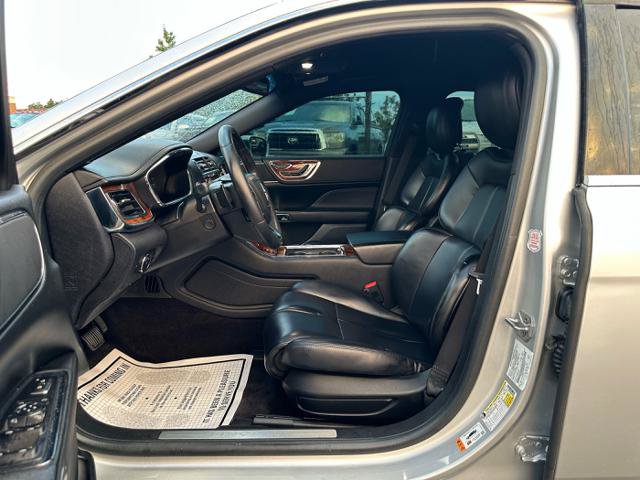 Used 2018 Lincoln Continental Premiere FWD image 4