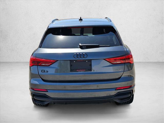 Certified 2025 Audi Q3 2.0T Premium Plus w/ Premium Plus Package AWD/4WD image 7