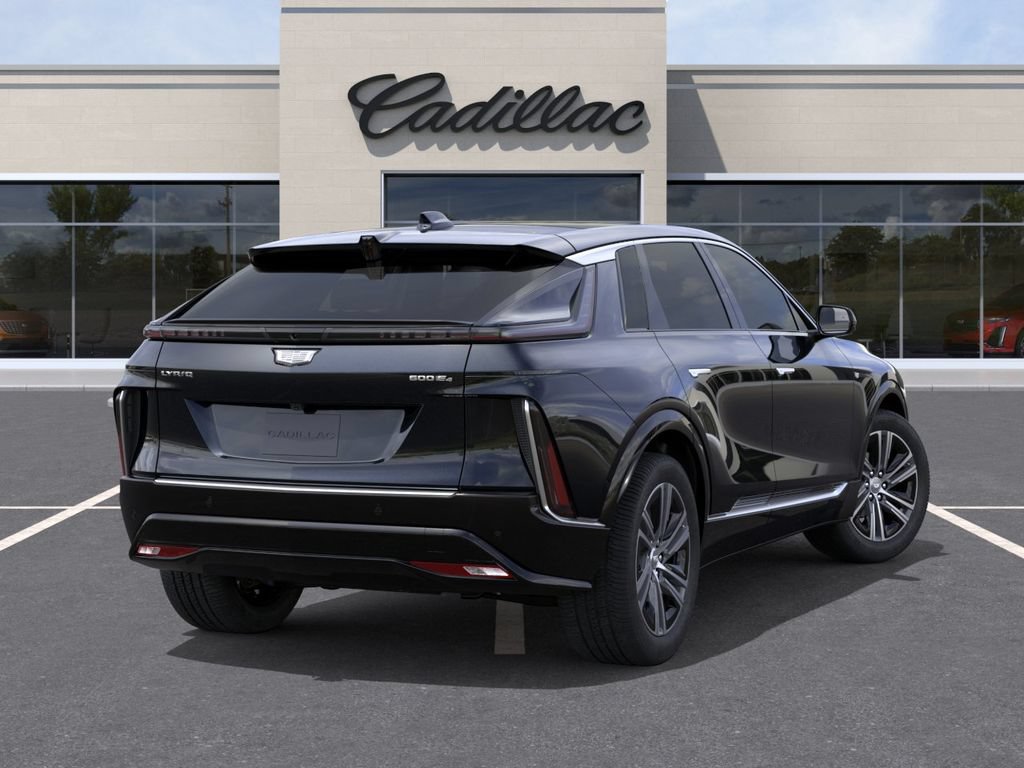 New 2026 Cadillac Lyriq Premium Luxury w/ LPO, Floor Liner Package AWD/4WD image 4