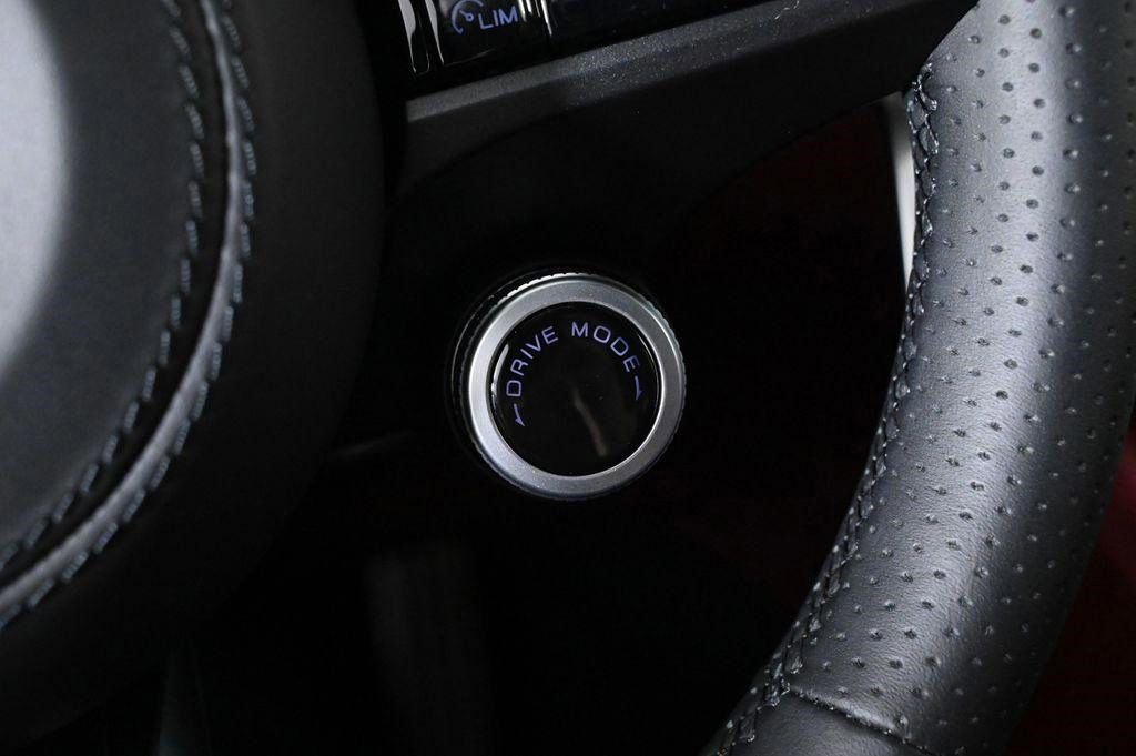 Used 2025 Maserati Grecale Modena image 22