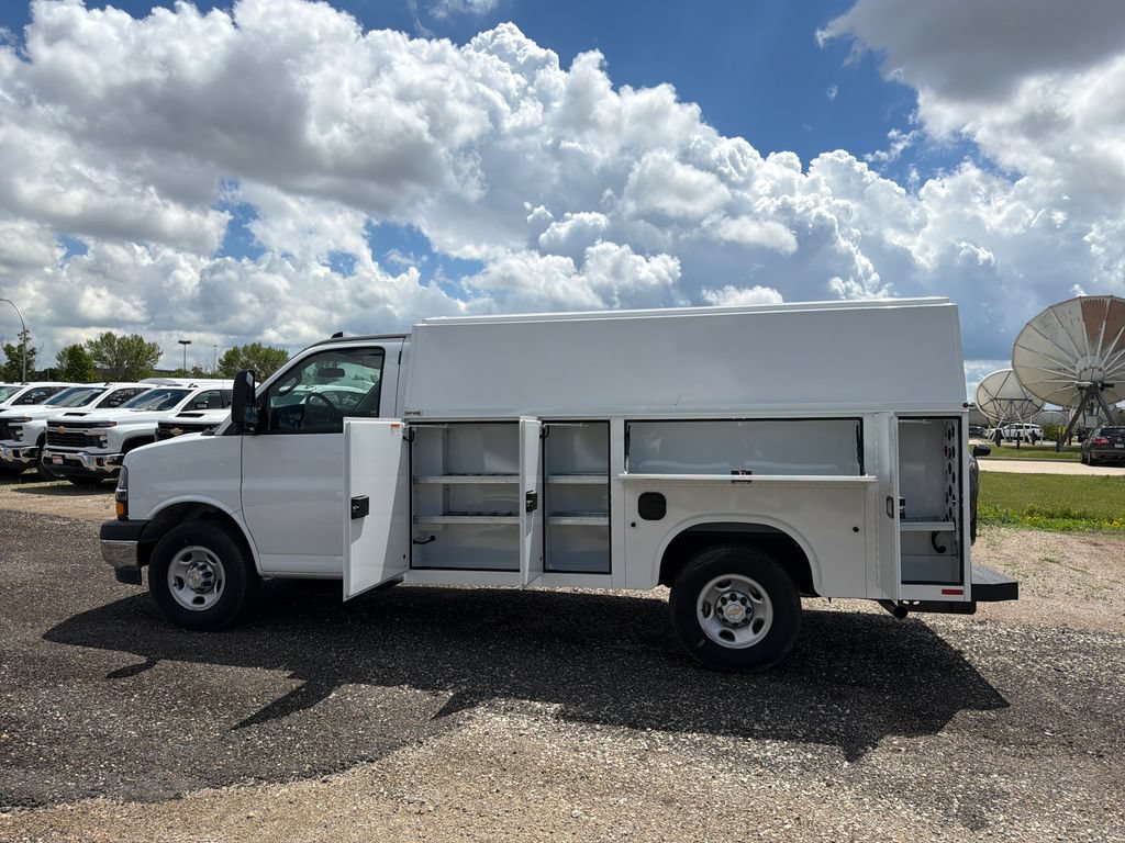 New 2025 Chevrolet Express 3500 w/ Power Convenience Package RWD image 11