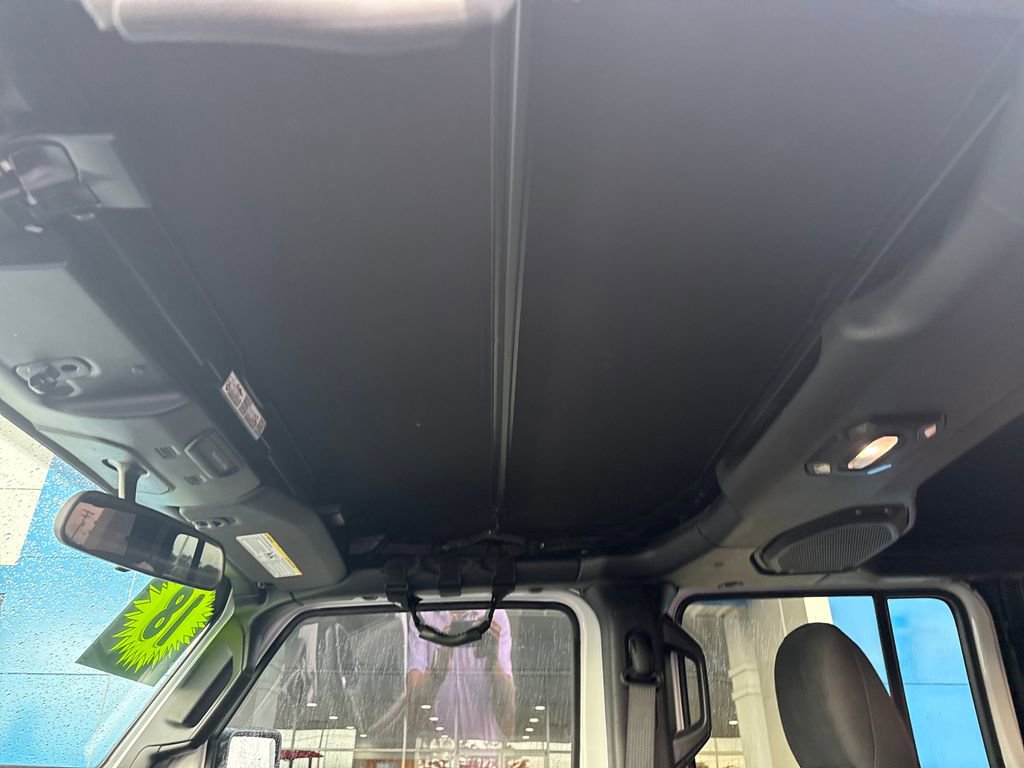 Used 2018 Jeep Wrangler Unlimited Sport AWD/4WD image 23