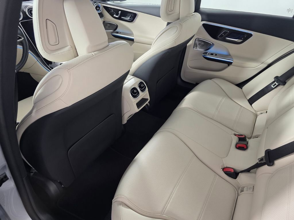 Certified 2025 Mercedes-Benz C 300 Sedan image 15