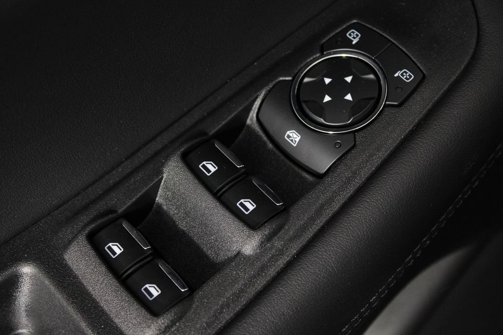 Used 2024 Ford Edge SE w/ Black Appearance Package image 20