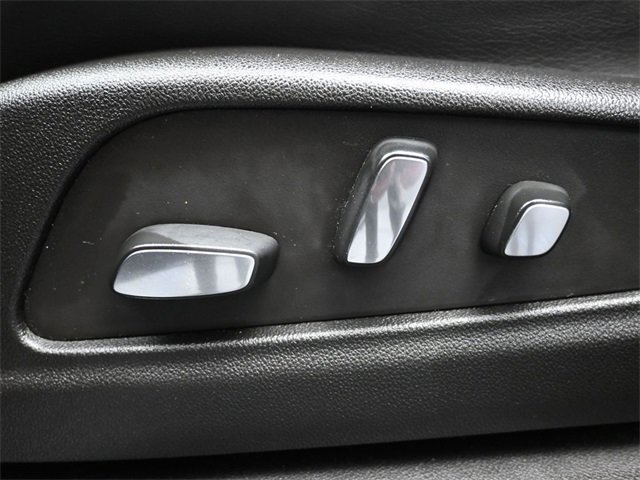 Used 2022 Cadillac XT5 Premium Luxury image 7