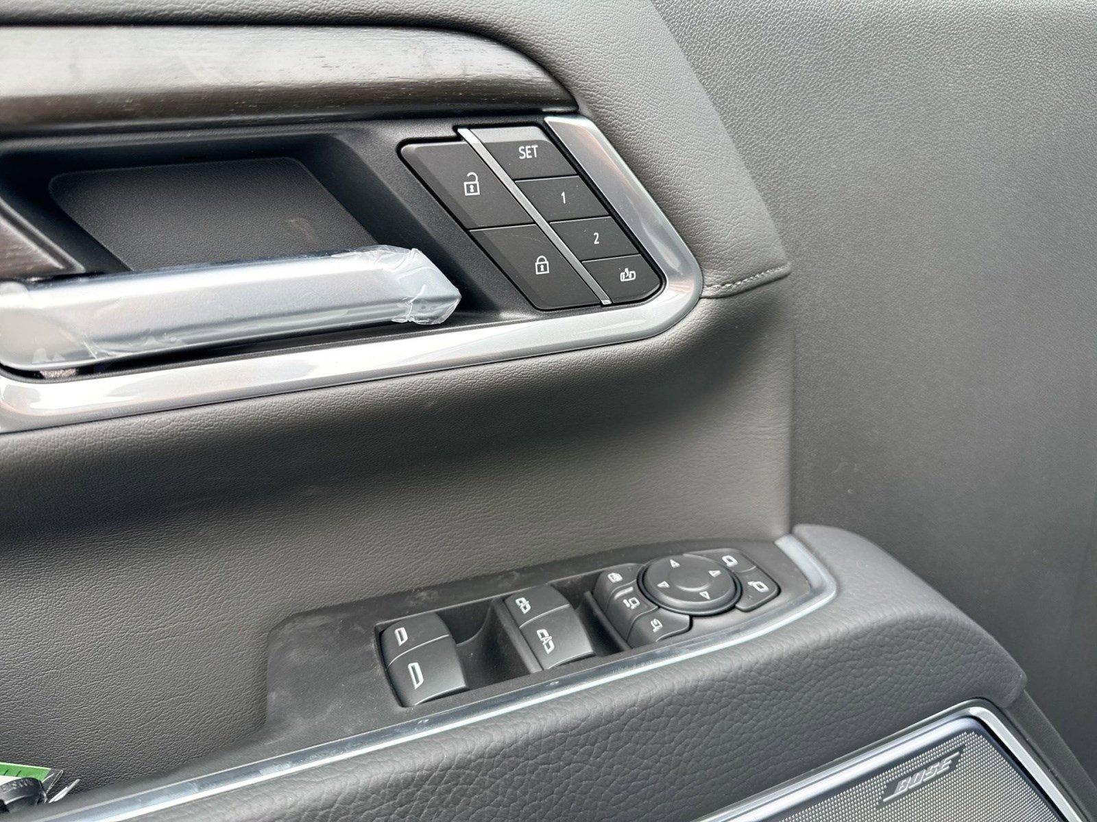 New 2026 GMC Sierra 2500 Denali w/ Denali Reserve Package image 15