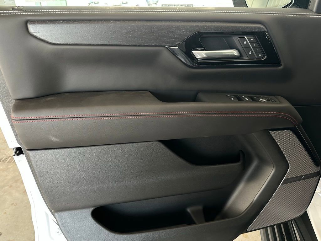 New 2026 GMC Yukon AT4 Ultimate image 12