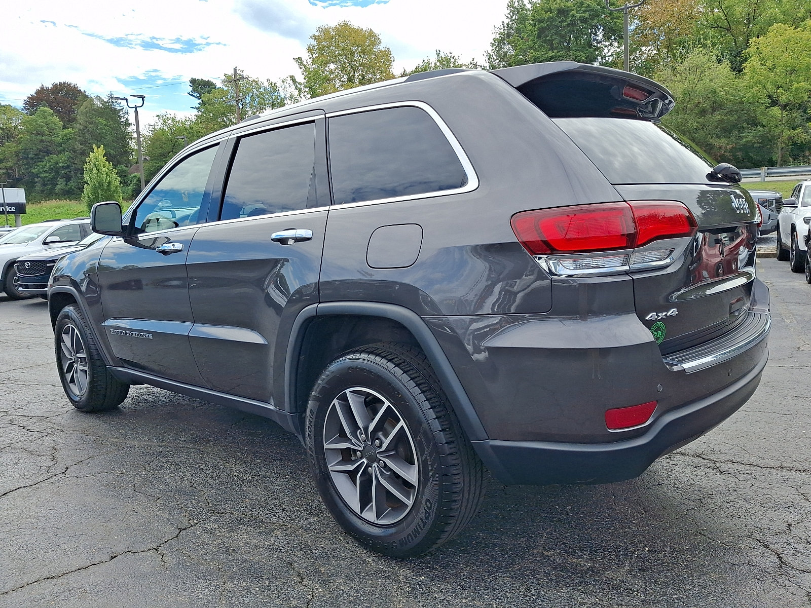 Used 2021 Jeep Grand Cherokee Limited w/ Luxury Group II AWD/4WD image 4