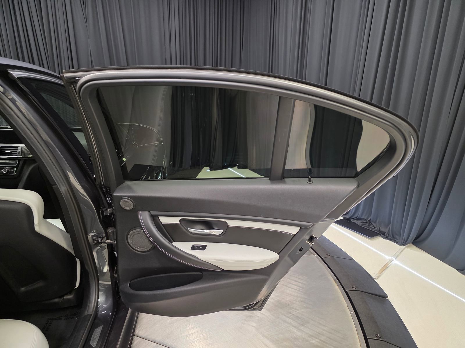 Used 2015 BMW M3 image 44