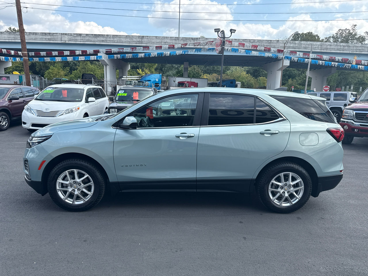 Used 2022 Chevrolet Equinox LT image 7