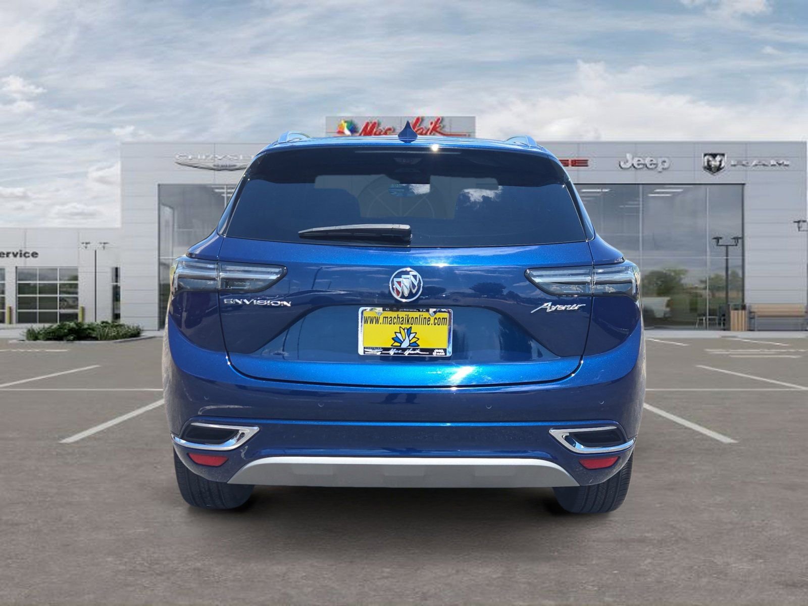 Used 2023 Buick Envision Avenir FWD image 4