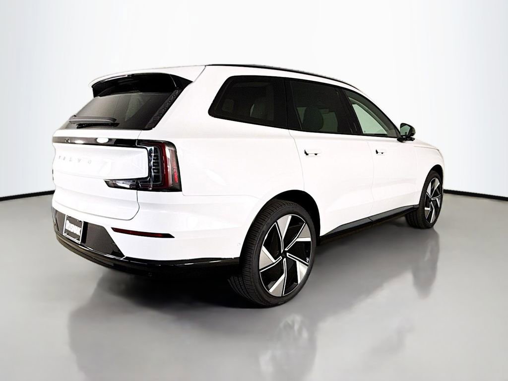 New 2025 Volvo EX90 Plus image 7