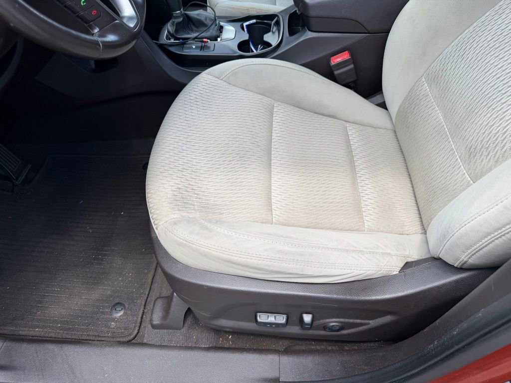 Used 2013 Hyundai Santa Fe Sport FWD image 23
