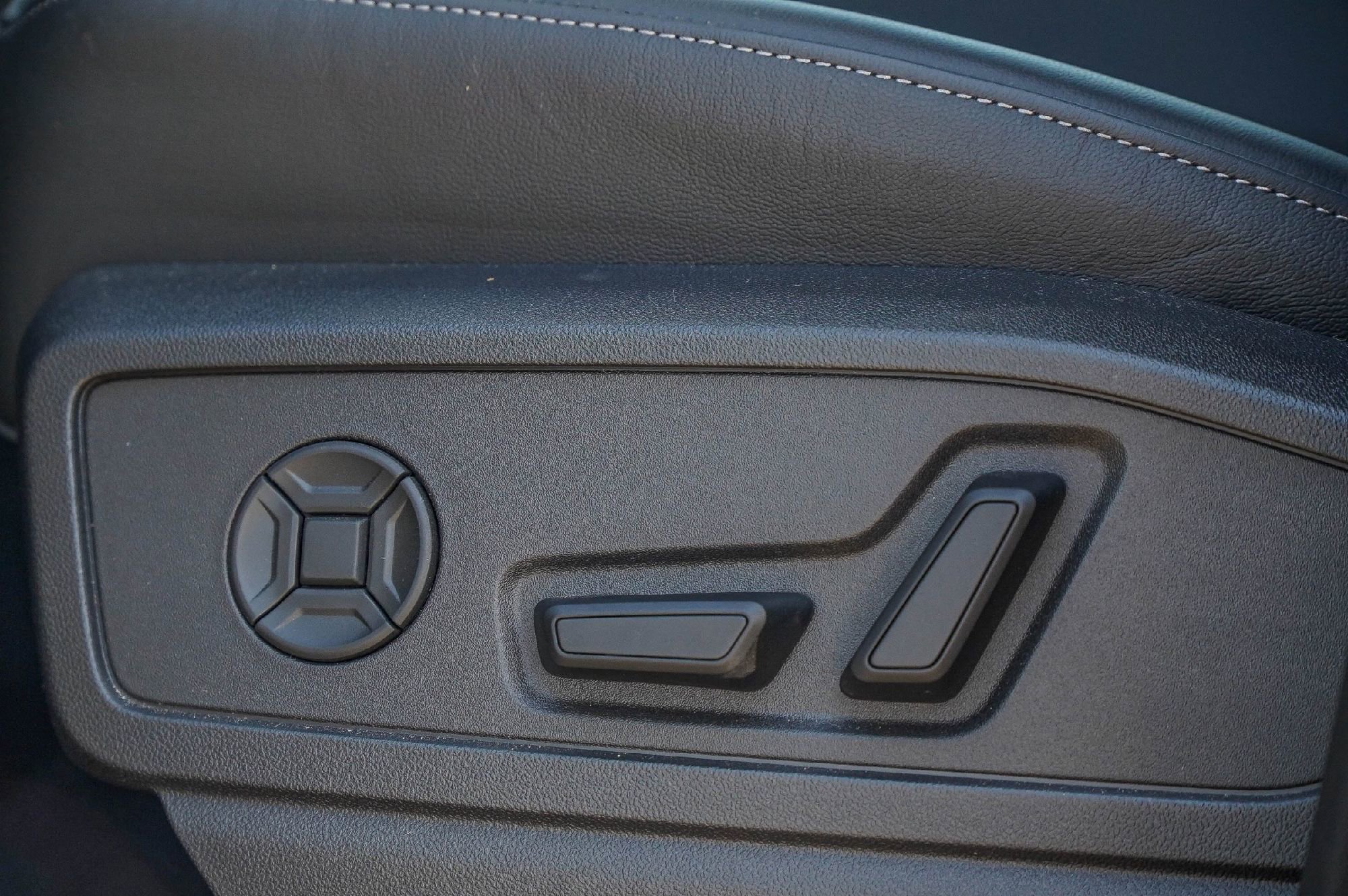 New 2025 Audi Q5 Premium image 19