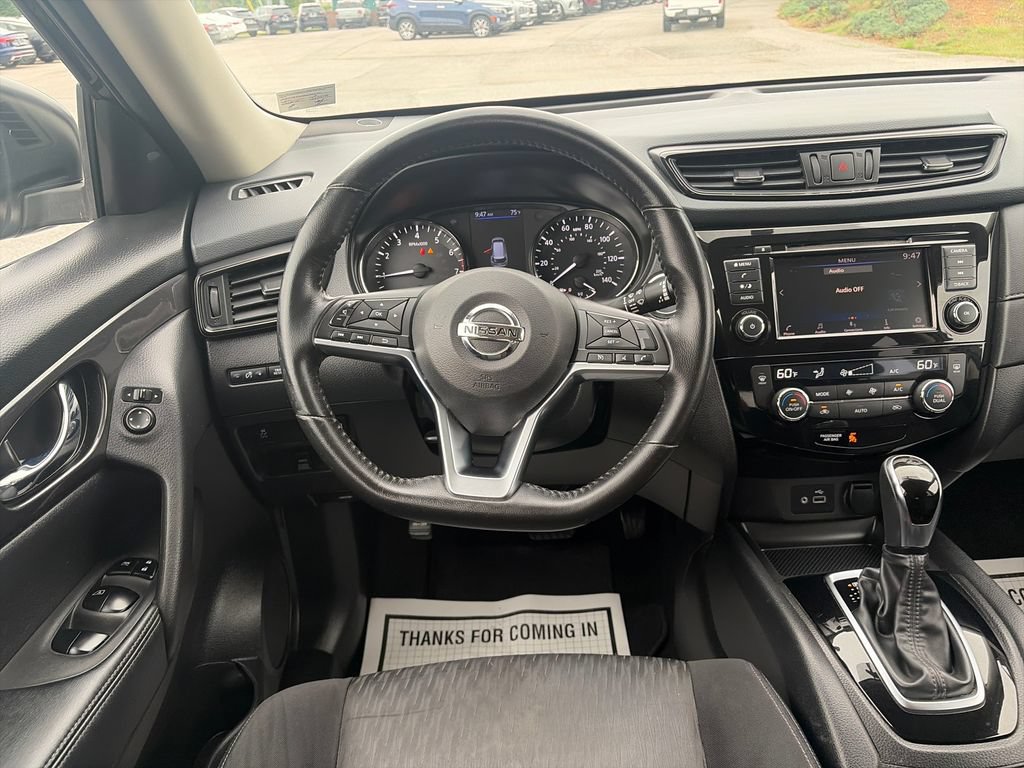 Used 2018 Nissan Rogue SV AWD/4WD image 14