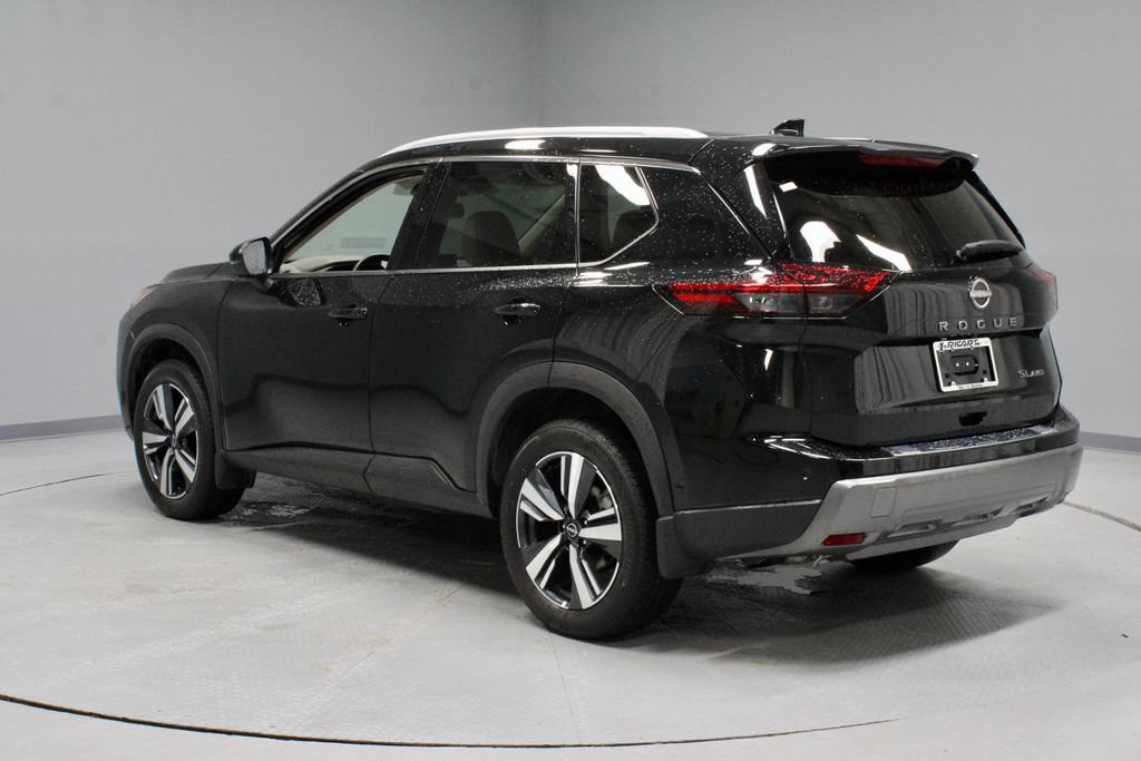 Certified 2025 Nissan Rogue SL AWD/4WD image 10