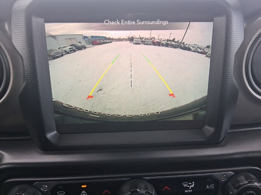 Used 2023 Jeep Wrangler Willys image 24