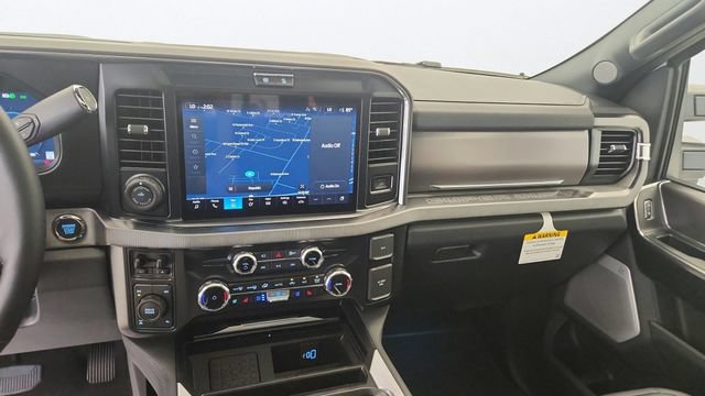Used 2026 Ford F350 Platinum AWD/4WD image 18