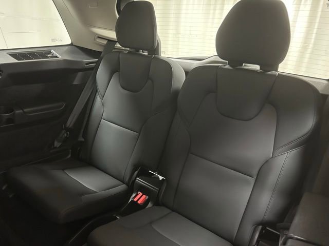 Used 2025 Volvo XC90 B6 Plus AWD/4WD image 15