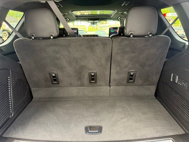 Used 2023 GMC Yukon XL Denali w/ Denali Reserve Package image 11