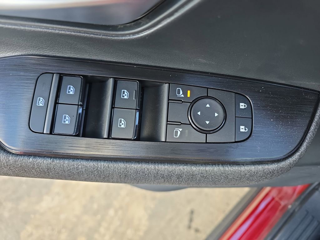 New 2026 Nissan Kicks SV w/ SV Premium Package FWD image 30