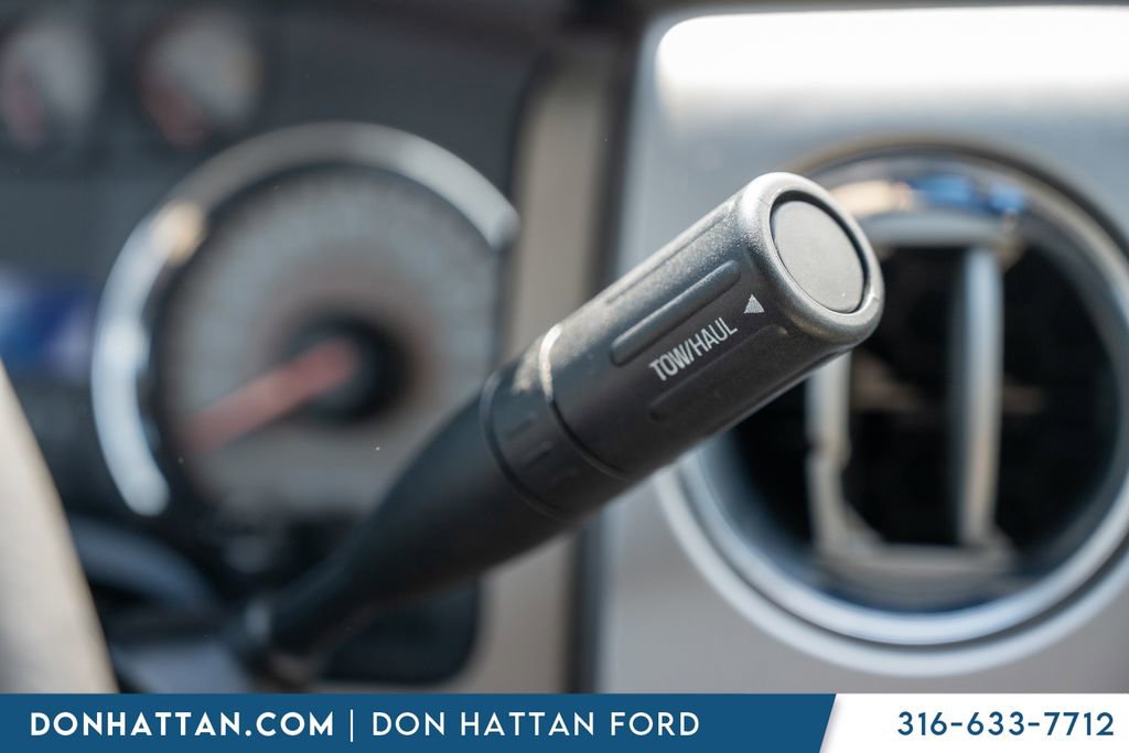 Used 2010 Ford F150 XLT image 14