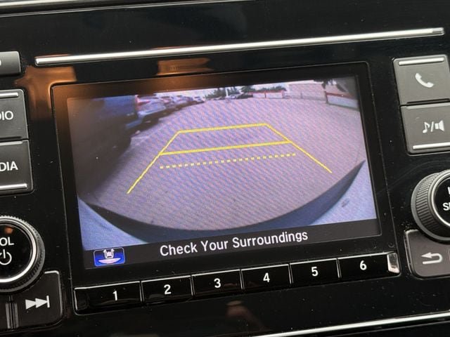 Used 2019 Honda CR-V LX image 17
