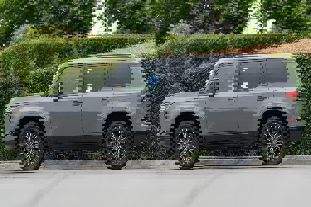 New 2026 Lexus GX 550 image 7