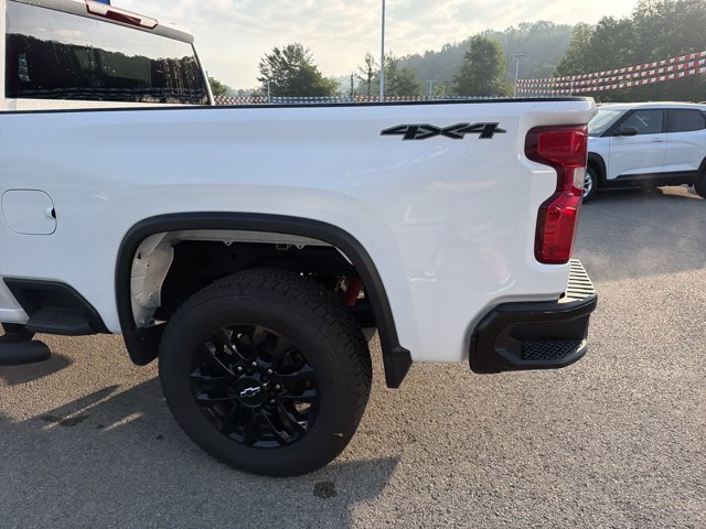 Used 2025 Chevrolet Silverado 2500 Custom w/ Custom Convenience Package AWD/4WD image 7