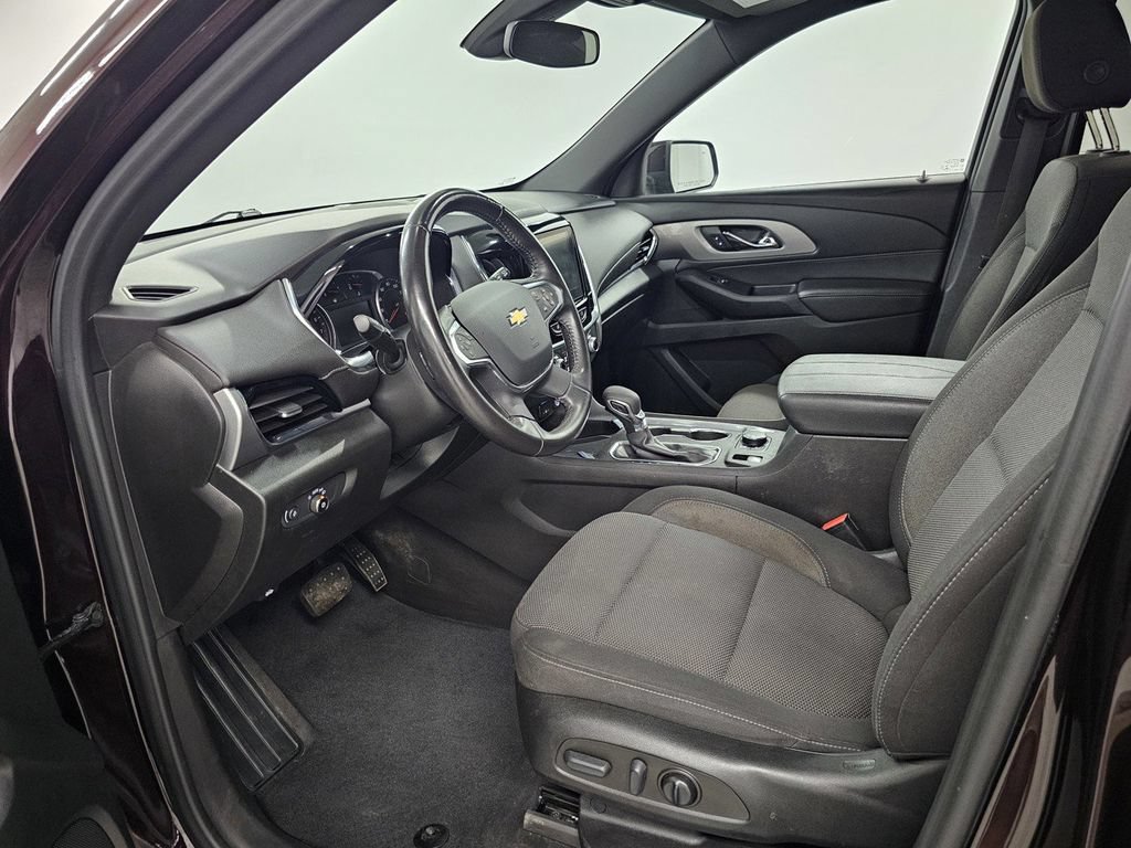 Used 2022 Chevrolet Traverse LT FWD image 14