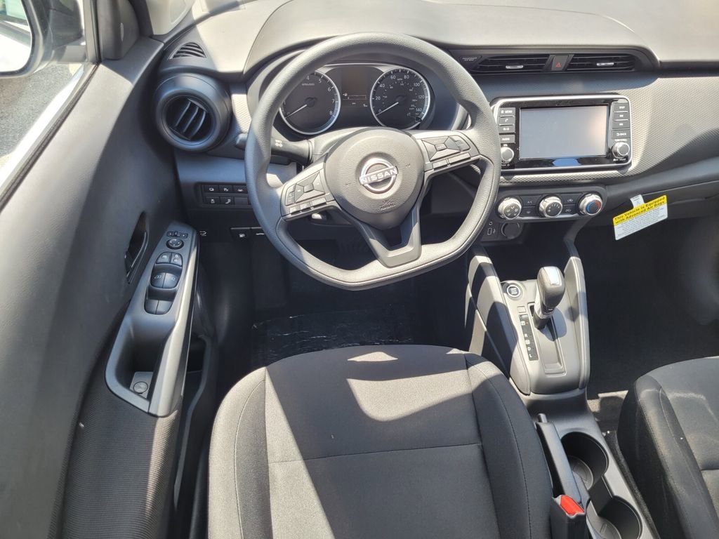 New 2025 Nissan Kicks Play S w/ Interior Electronics Package image 4