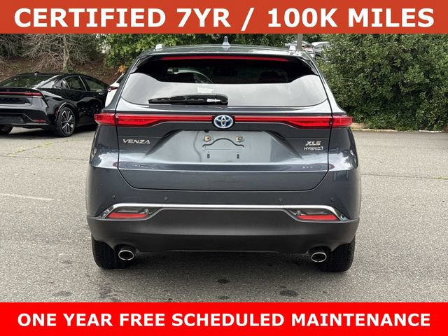 Used 2022 Toyota Venza XLE AWD/4WD image 3