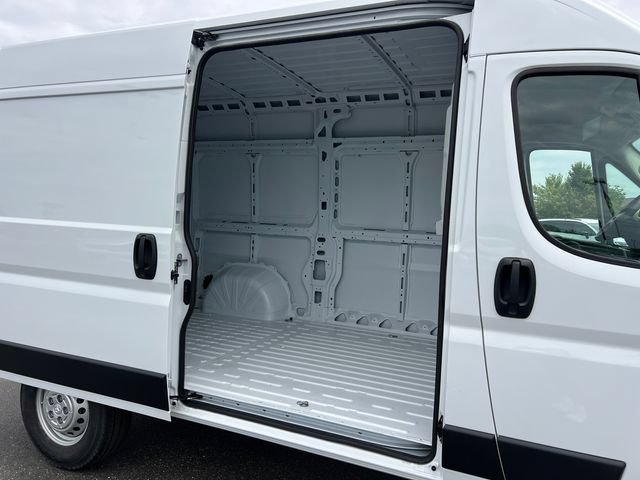 New 2026 RAM ProMaster 1500 w/ Safety Group FWD image 11