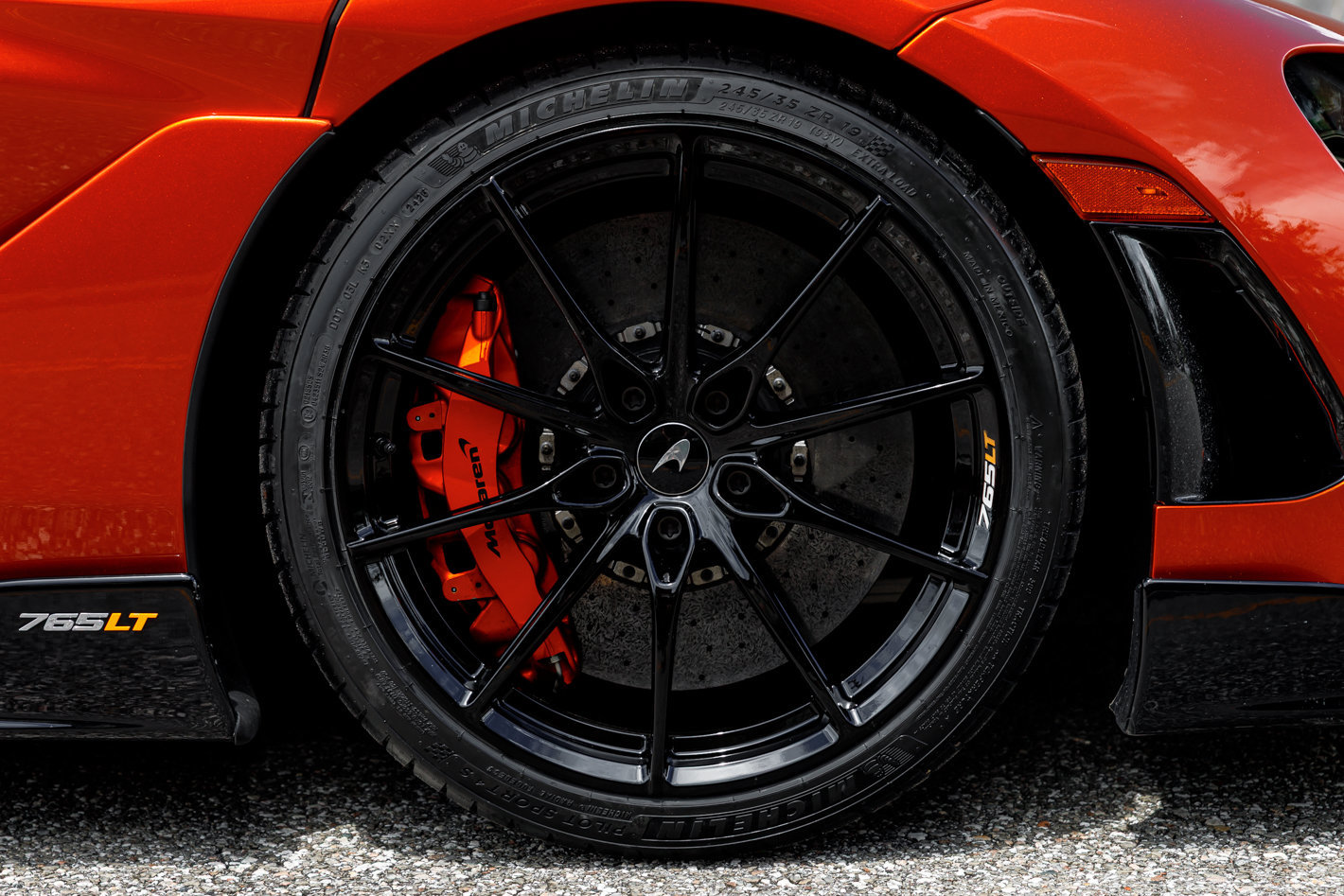 Used 2021 McLaren 765LT RWD image 14