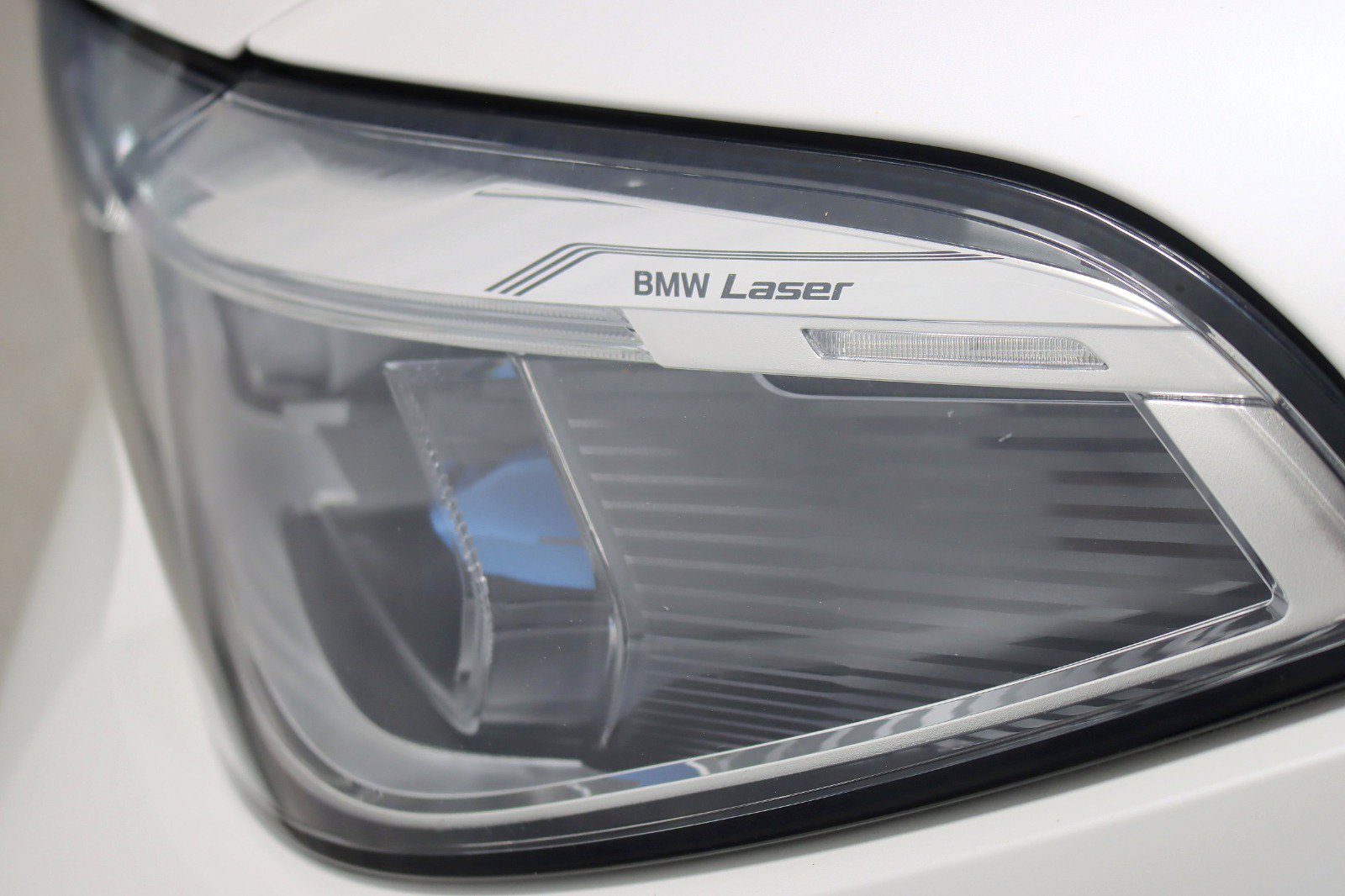 Used 2020 BMW X5 xDrive40i w/ Premium Enhanced Package AWD/4WD image 9