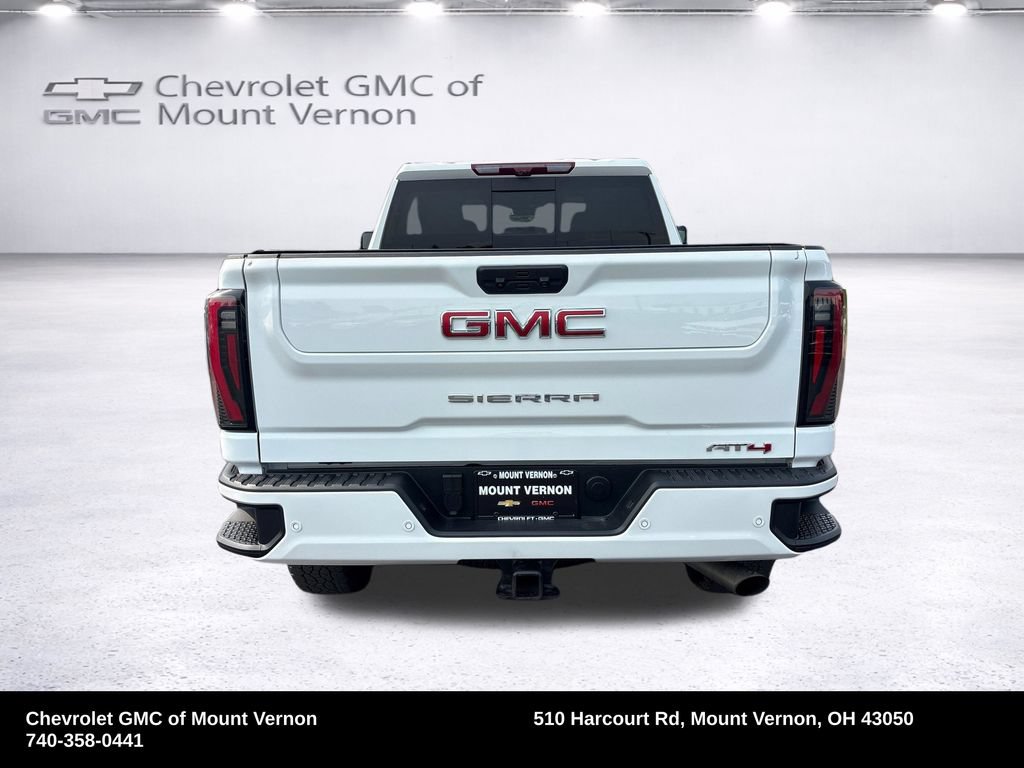 Used 2025 GMC Sierra 2500 AT4 w/ Technology Package AWD/4WD image 4