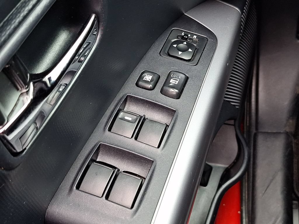 Used 2012 Mitsubishi Outlander SE FWD image 24