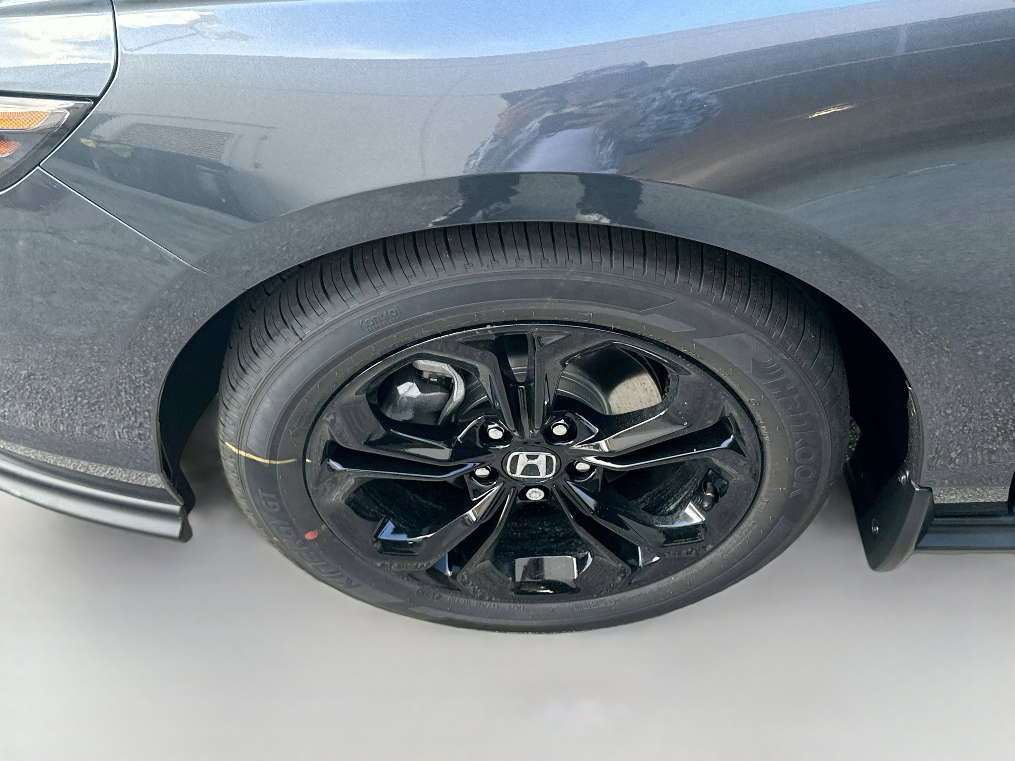 New 2025 Honda Accord SE image 25