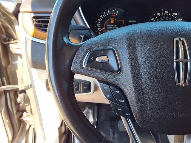 Used 2017 Lincoln MKC Select w/ Select Plus Package FWD image 12