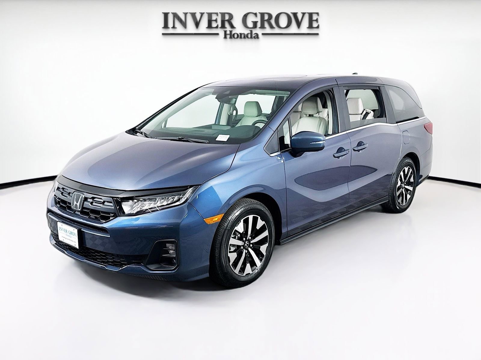 Certified 2026 Honda Odyssey EX-L image 1