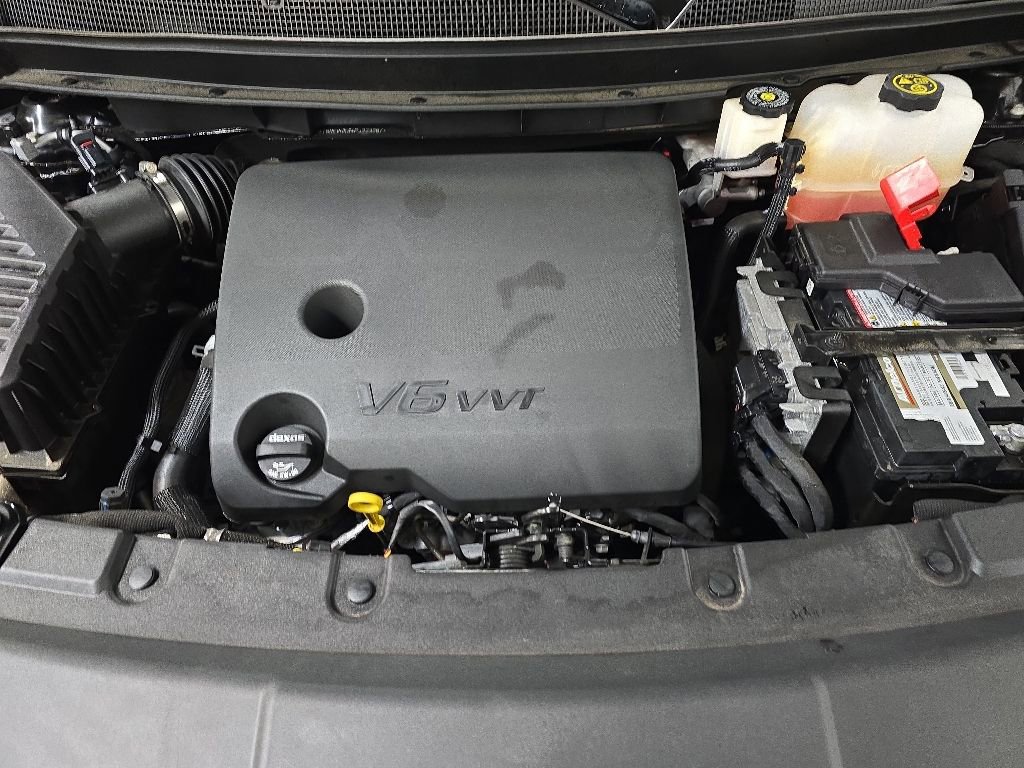 Used 2023 Chevrolet Traverse LT AWD/4WD image 12