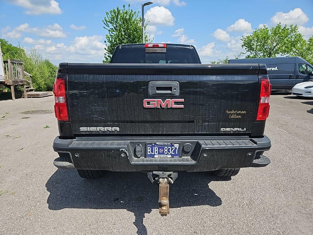 Used 2015 GMC Sierra 2500 Denali w/ Driver Alert Package image 6