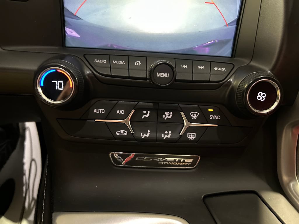 Used 2018 Chevrolet Corvette Stingray Coupe RWD image 17