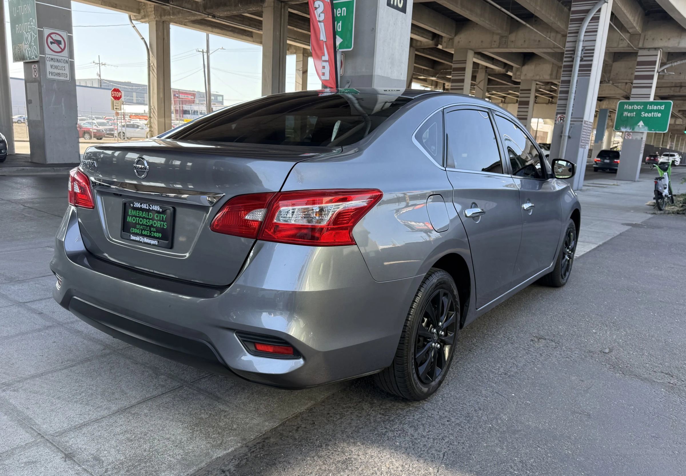 Used 2018 Nissan Sentra S image 4