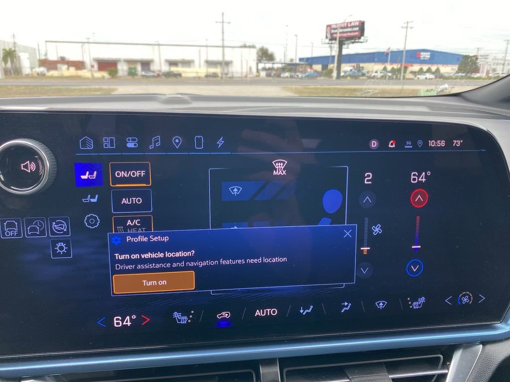 Used 2024 Chevrolet Equinox EV LT image 23