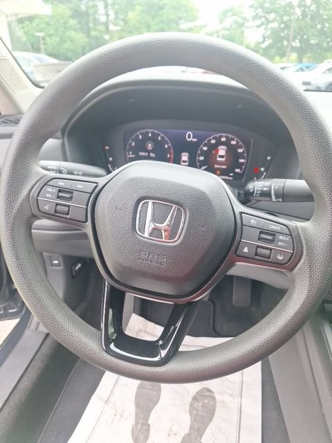 Used 2023 Honda Accord EX image 14