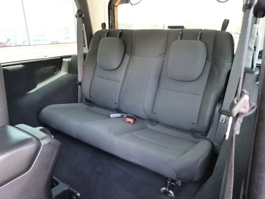 Used 2018 Jeep Wrangler Sport AWD/4WD image 23
